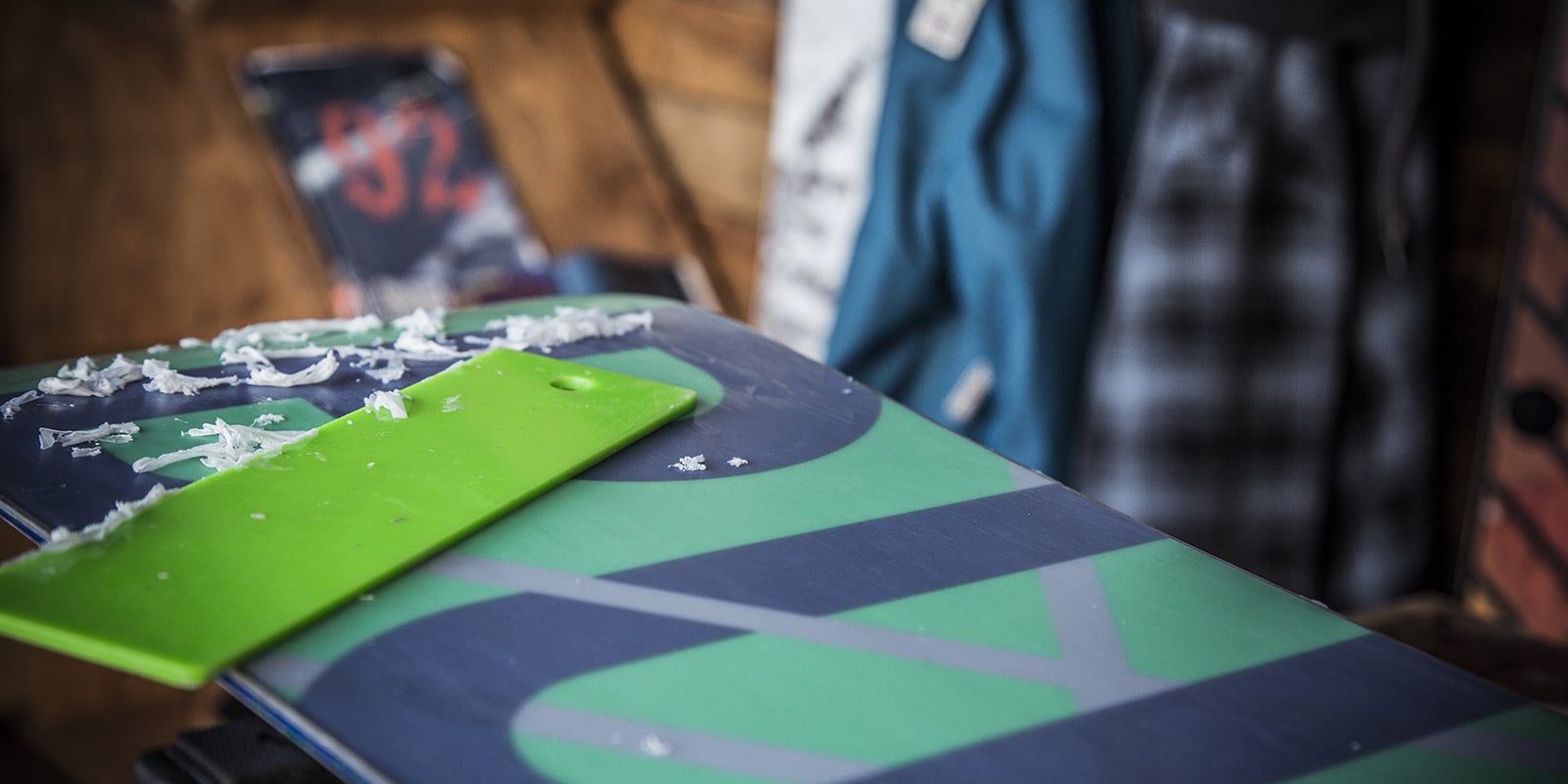 SHOULD I GET A SNOWBOARD & SKI SERVICE?