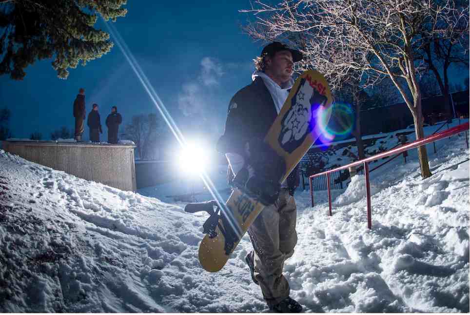 Night snowboard sessions with s2as