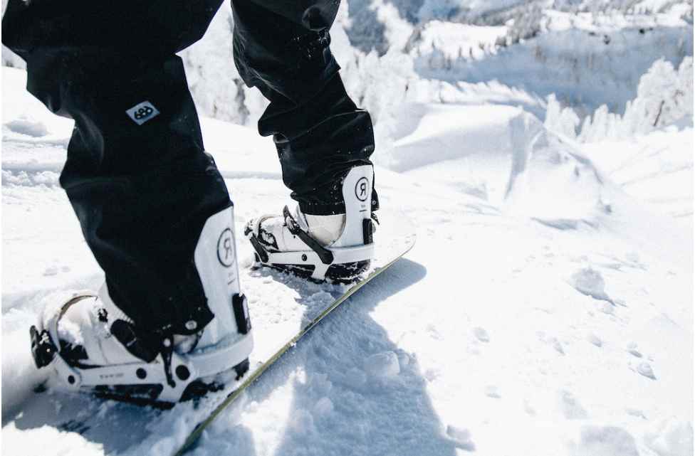 Ride snowboards and bindings on test