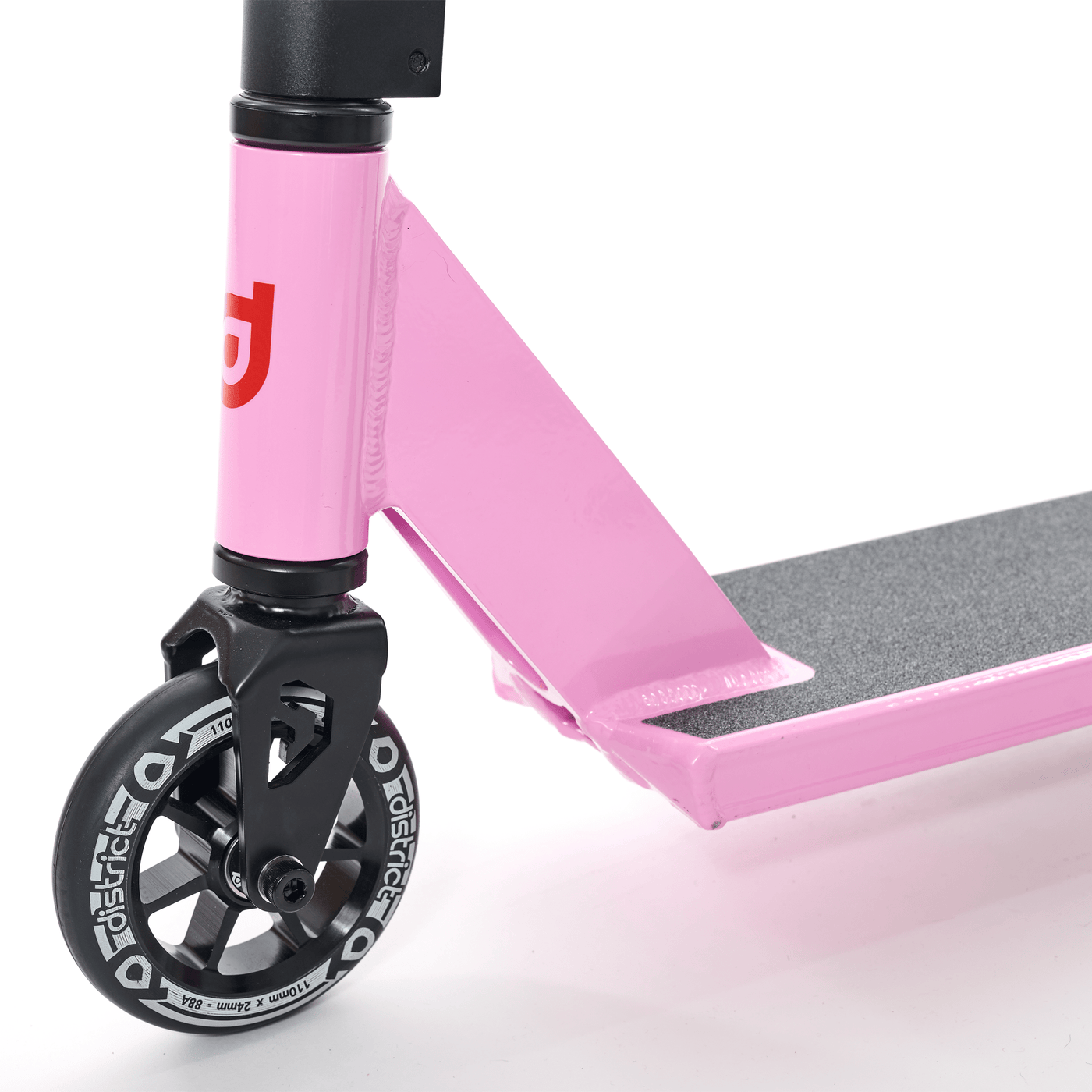 District Titus Complete Scooter - Pink / Black District