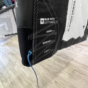 Ex-display 7M Xenon LIP Kitesurfing Kite S2AS