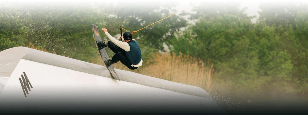 liquid_force_peak_wakeboard_s2as