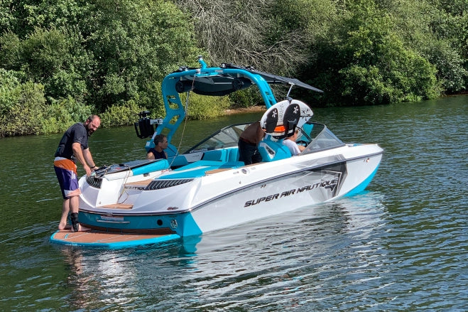 WAKEBOARDING WITH S2AS