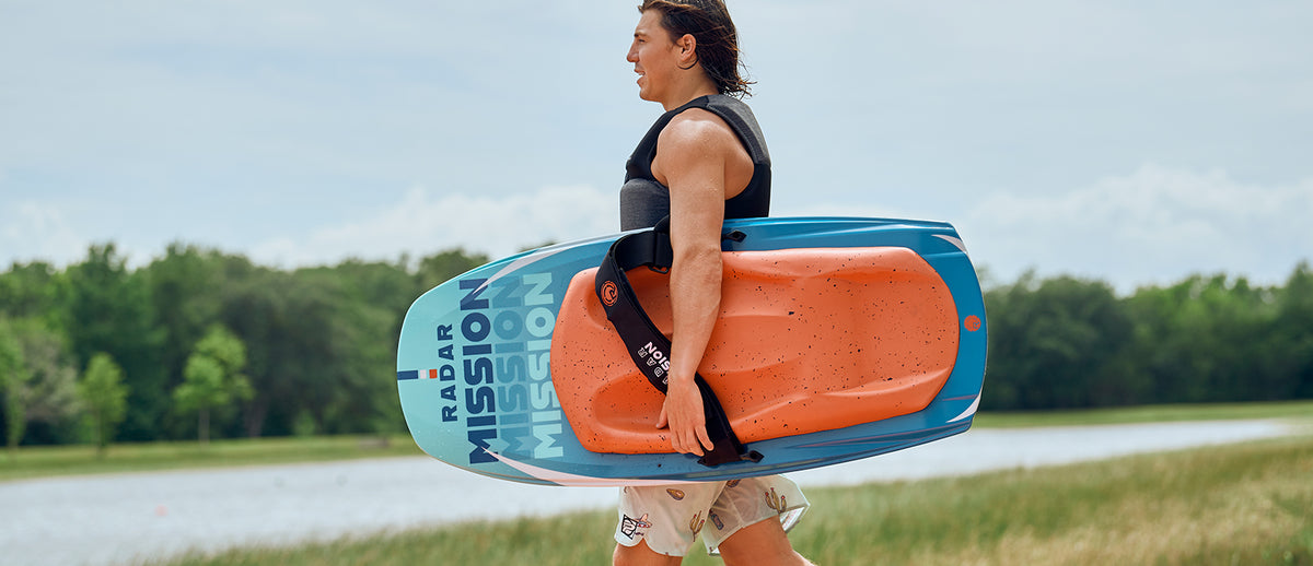 2027 Radar Mission Kneeboard - Navy Blue / Fire Red