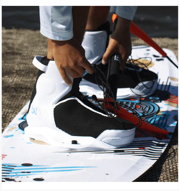 2025 Ronix Vision Pro Kids Wakeboard Bindings S2AS
