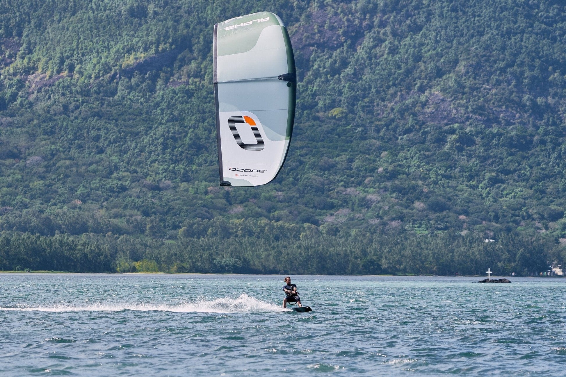 2025 Ozone ALPHA V3 Ultra-X Kite Ozone Kites