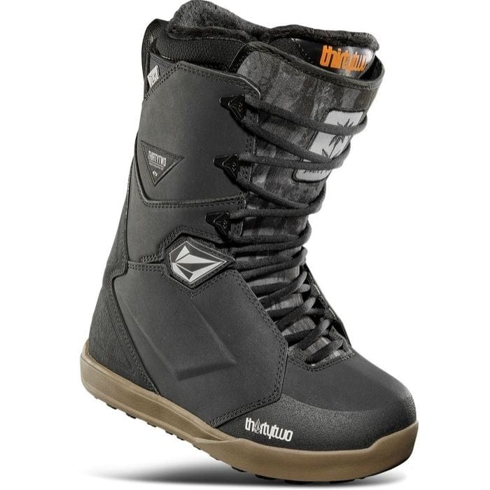 2025 THIRTYTWO WOMEN'S LASHED X VOLCOM SNOWBOARD BOOTS THIRTYTWO