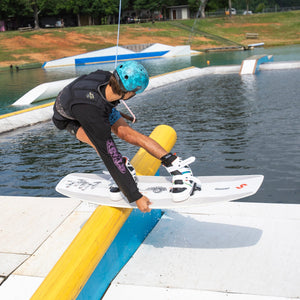 2026 Slingshot Friend Ship Wakeboard SLINGSHOT