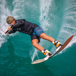 2026 Slingshot Nomad Wakeboard SLINGSHOT