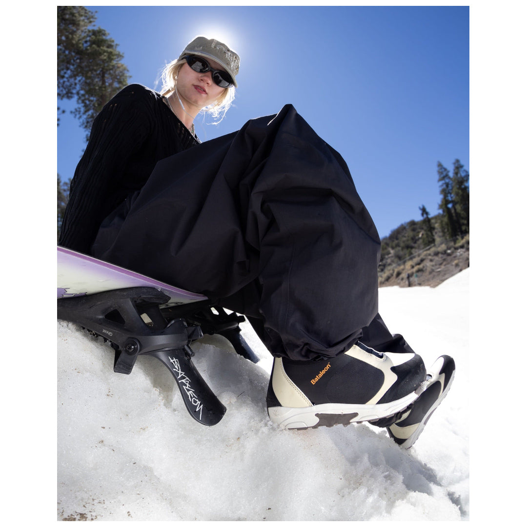 2027 Bataleon Women's Rave Snowboard Boots - Beige - lifestyle view 14