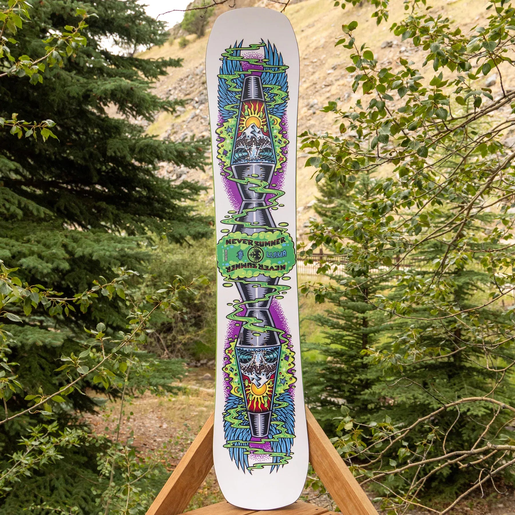 2027 Never Summer Llama Snowboard Never Summer