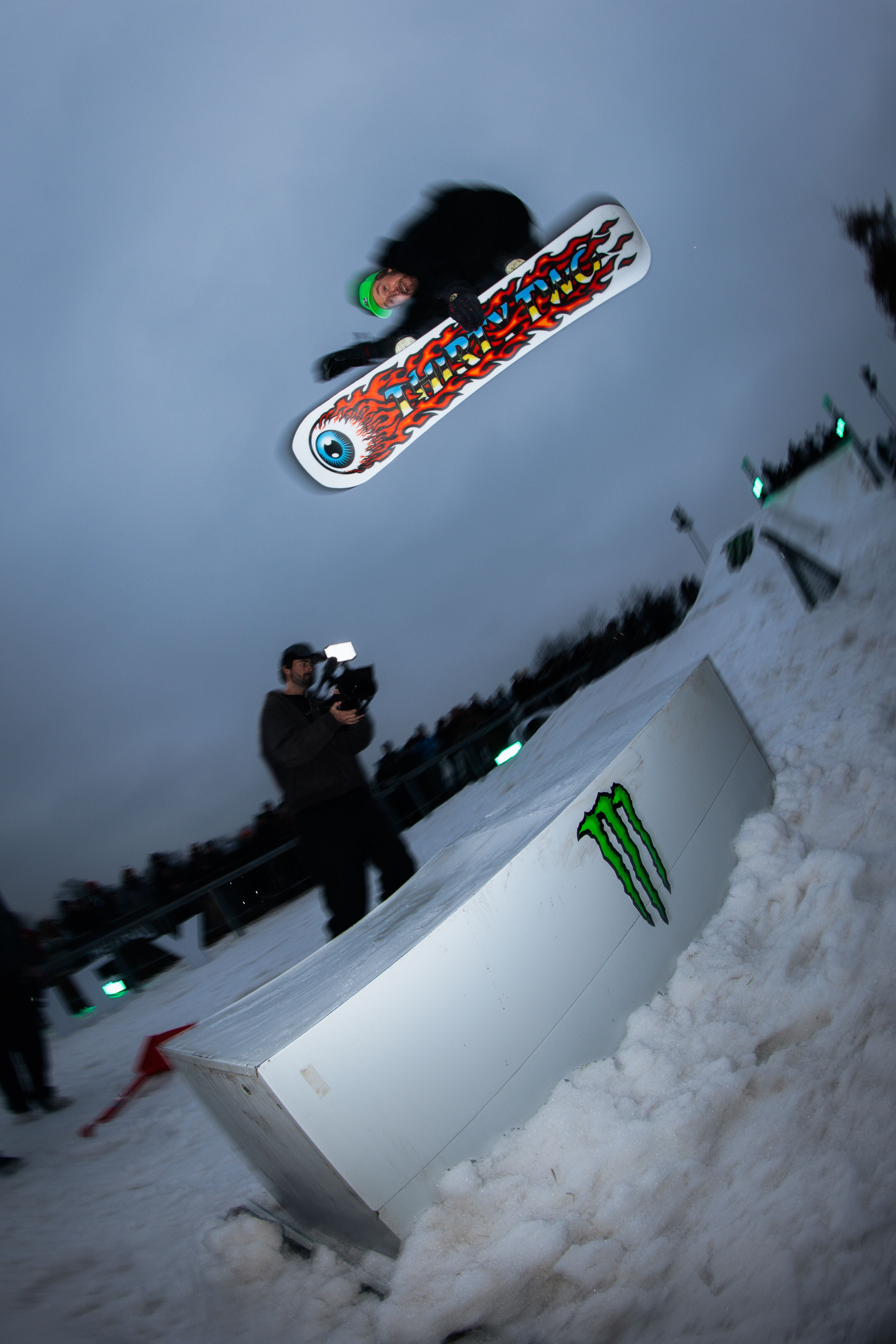 2027 ThirtyTwo Cold World Snowboard
