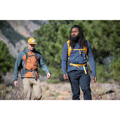 Sierra Designs Flex Hike 20–30L – Expandable Daypack for Hiking & Travel