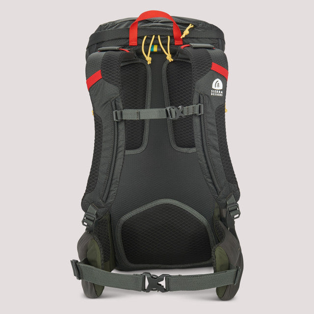Sierra Designs Flex Hike 20–30L – Expandable Daypack for Hiking & Travel