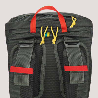 Sierra Designs Flex Hike 20–30L – Expandable Daypack for Hiking & Travel