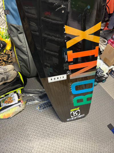 Used Ronix Co-pilot Wakeboard  144cm