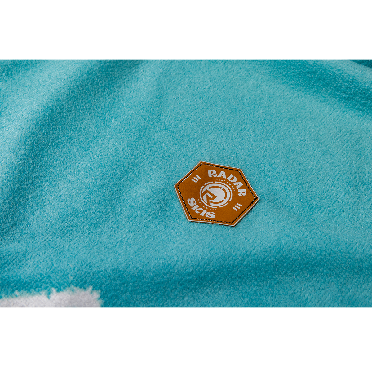 2027 Radar Change Towel Poncho - Blue Tropic
