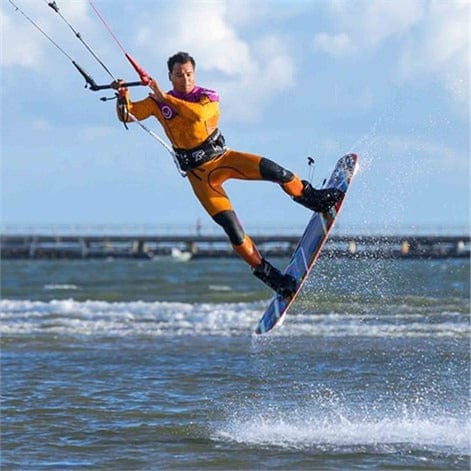 Kitesurfing private lessons