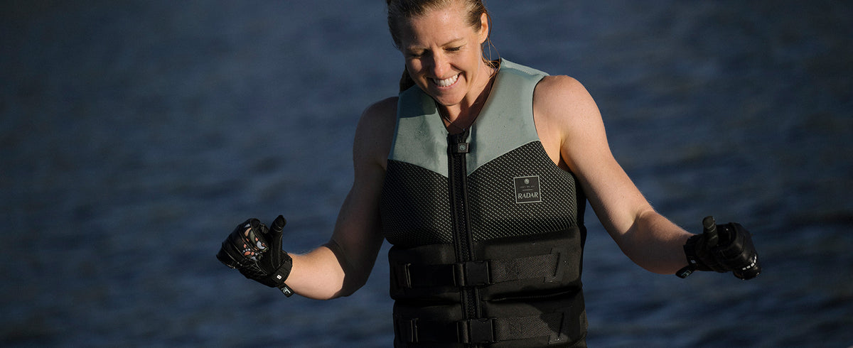 2027 Radar Aura Women's L70 CGA Life Vest - Black / Mint