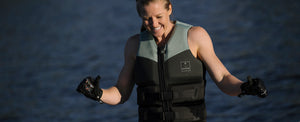 2027 Radar Aura Women's L70 CGA Life Vest - Black / Mint
