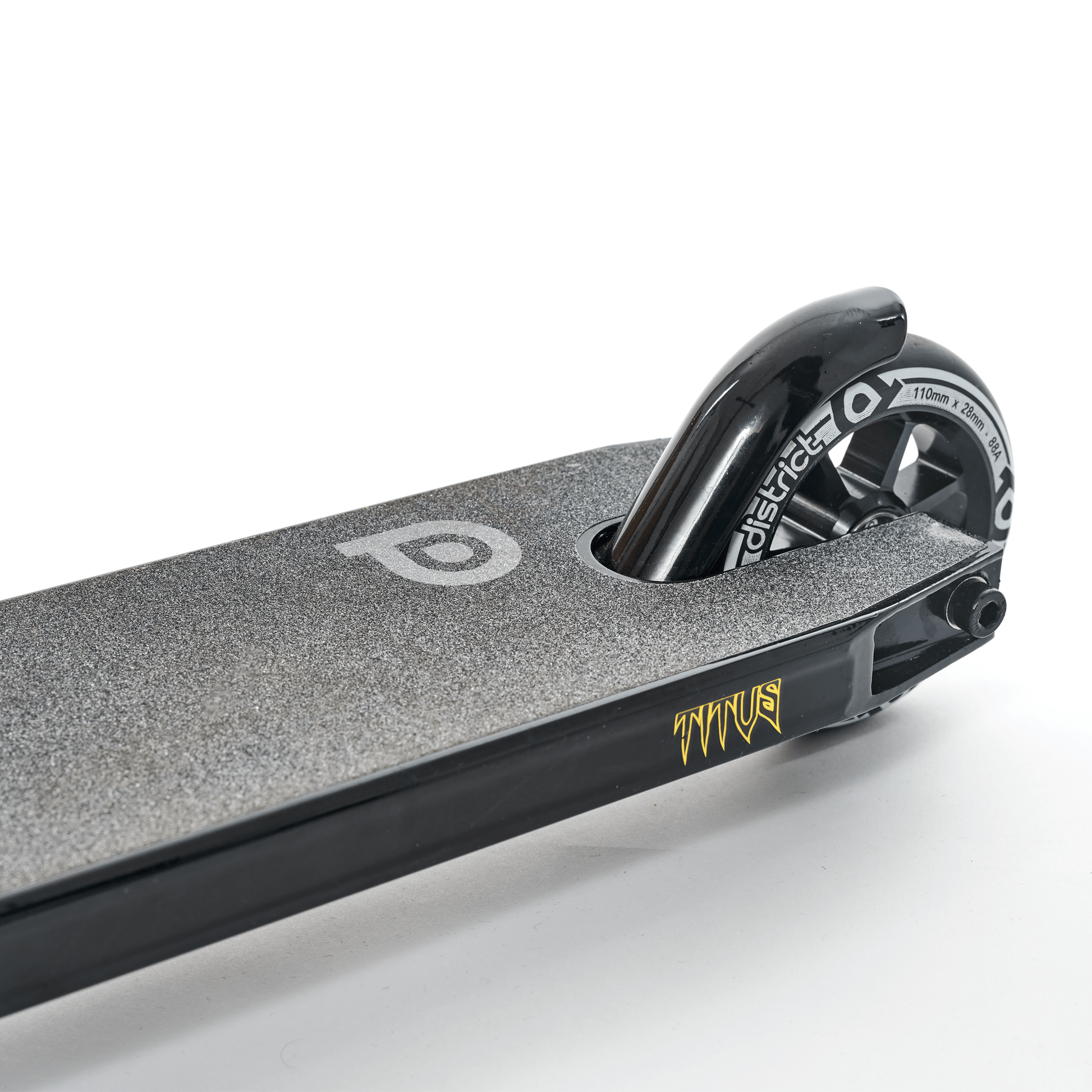District Titus Complete Scooter - Black S2AS