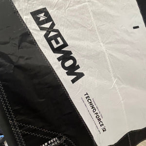 Ex-display 7M  Xenon LIP Kitesurfing Kite S2AS