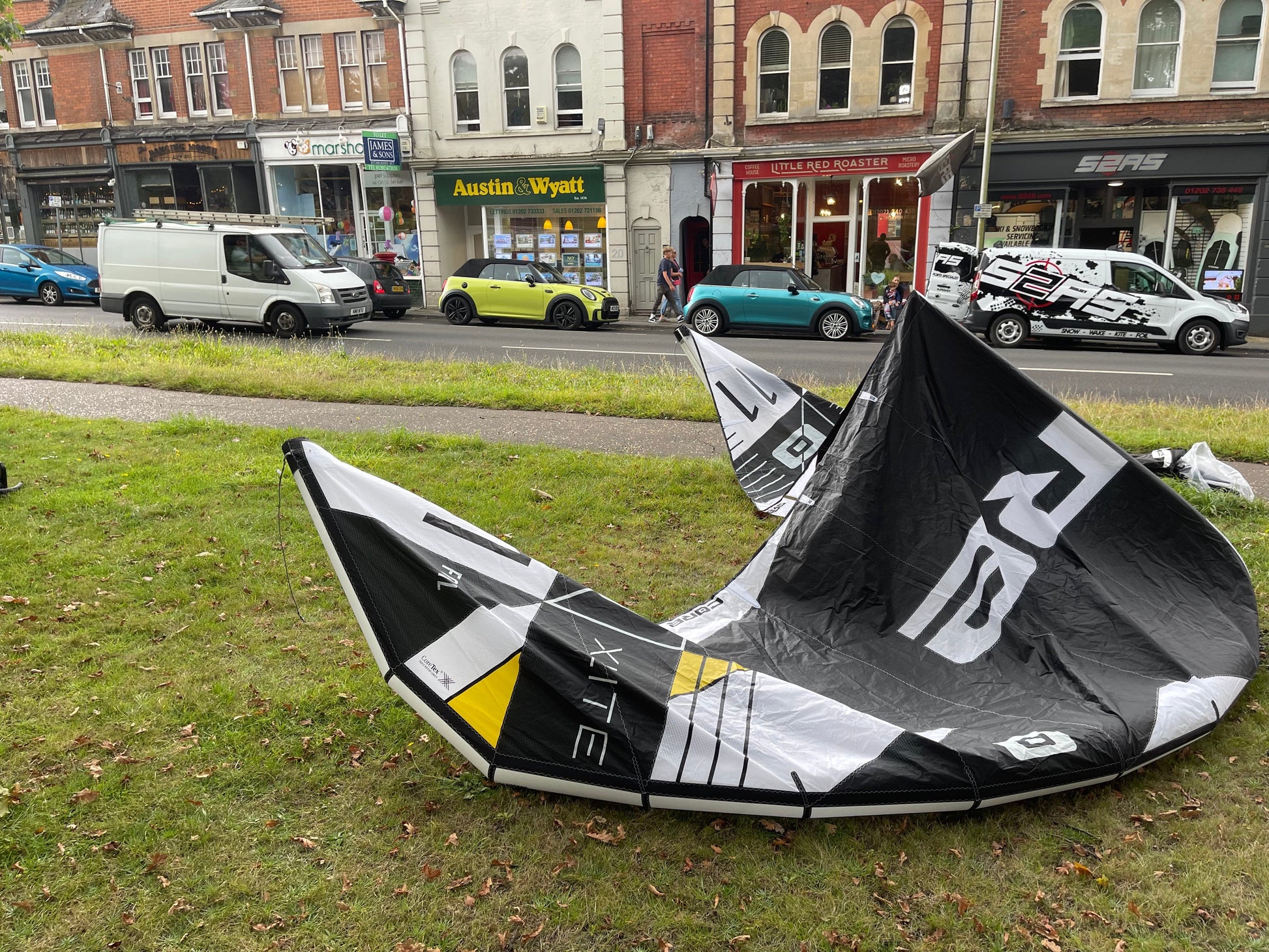 Ex-display Core XLite 11M Kitesurfing Kite (2022) S2AS