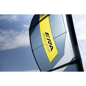 Flysurfer ERA3 kite detail and riding image 2