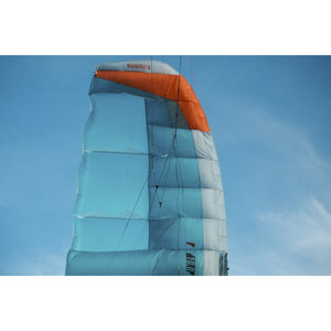 Flysurfer HYBRID2 kite detail and riding image 1