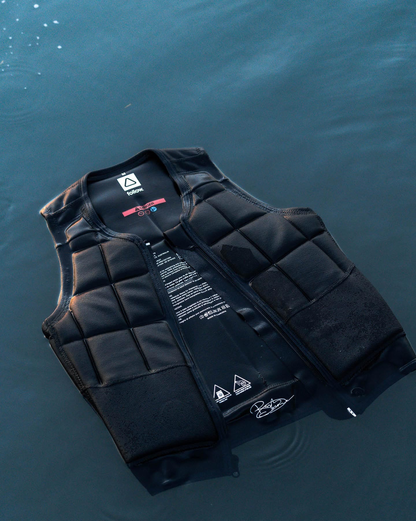 Follow RD Mens Impact Vest - Black Follow