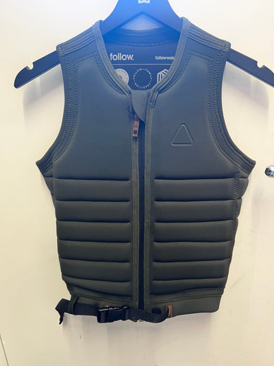 Follow S.P.R. Freemont Impact Vest FOREST GREEN (Sample) S2AS