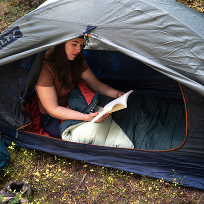 Kelty Women’s Cosmic 20°F Synthetic Sleeping Bag – Warm, 3-Season Comfort