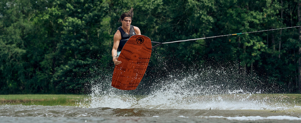 2027 Radar Mission Kneeboard - Navy Blue / Fire Red