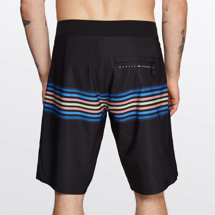 Mystic  Unreal Performance BoardShort S2AS