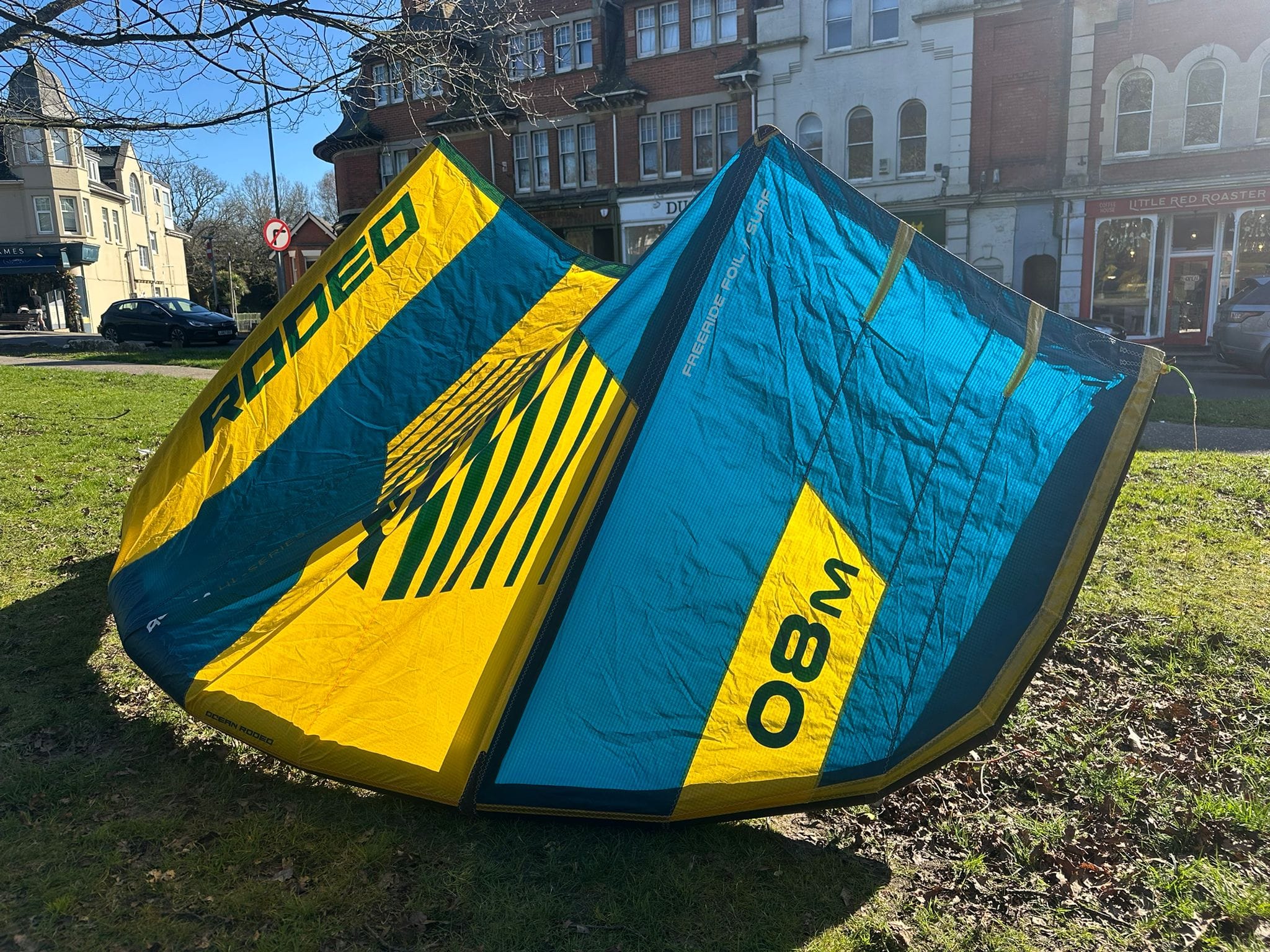 Ocean Rodeo Roam 8m Kite – Ex Demo Surface2Air Sports