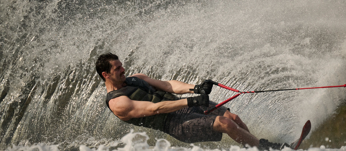 2027 Radar Senate Graphite Slalom Waterski - Carbon / Matte Black Flash