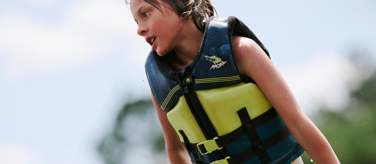 2027 Radar T.R.A Boy's L70 CGA Life Vest