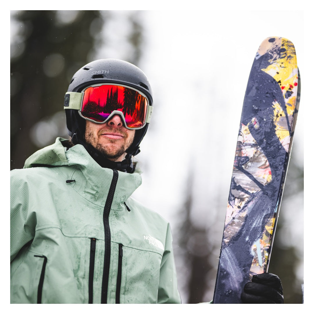 Smith Preview Snow Goggles – Fatigue Green / Everyday Red Mirror – on-snow view