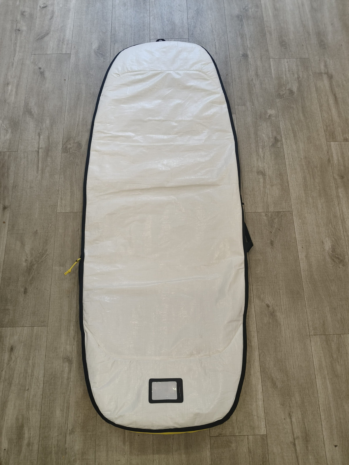 Used CORE 720 IV Surfboard – 5'11" CORE