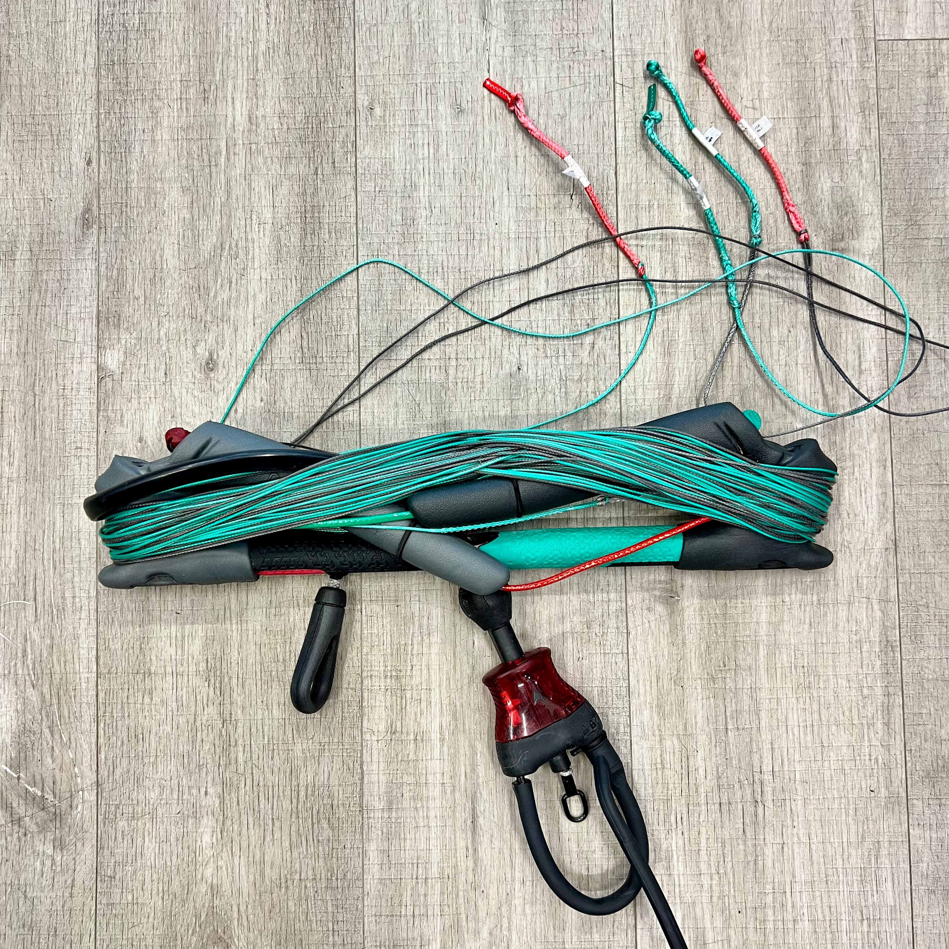 Used North Navigator kitesurfing bar small S2AS