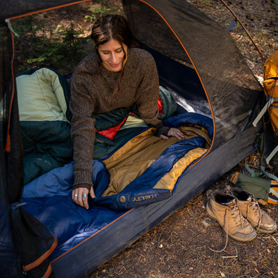 Kelty Cosmic 20°F Synthetic Sleeping Bag – Lightweight, 3-Season Camping Bag